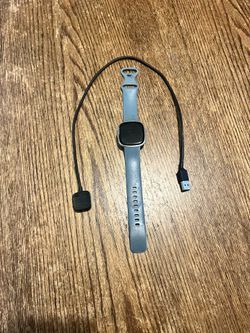 Fitbit Versa 4