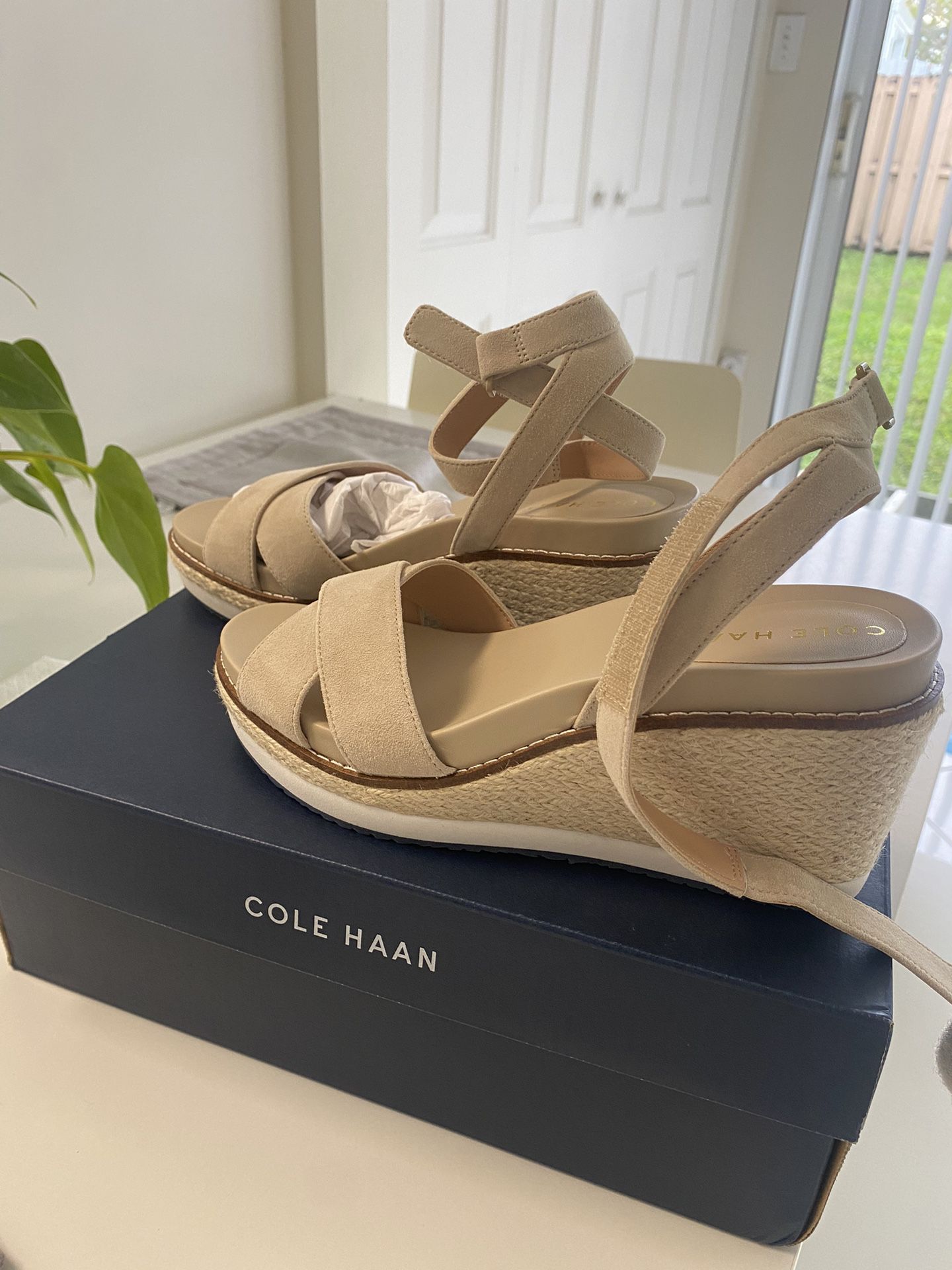 New Cole Haan Wedge Size 6