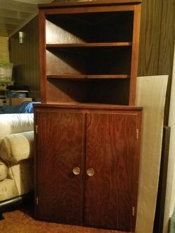 Antique corner hutch/cupboard