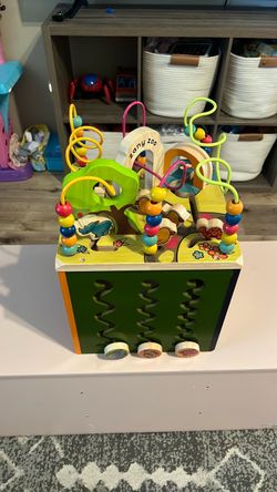 Zany Zoo Wooden Activity Center