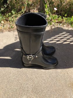 Mk kid boots