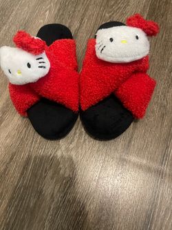Hello kitty slippers not used