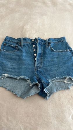 Women’s Levi 501 shorts