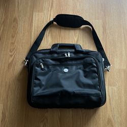 Dell laptop bag Corsair keyboard