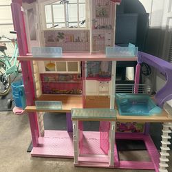 Barbie Dream House