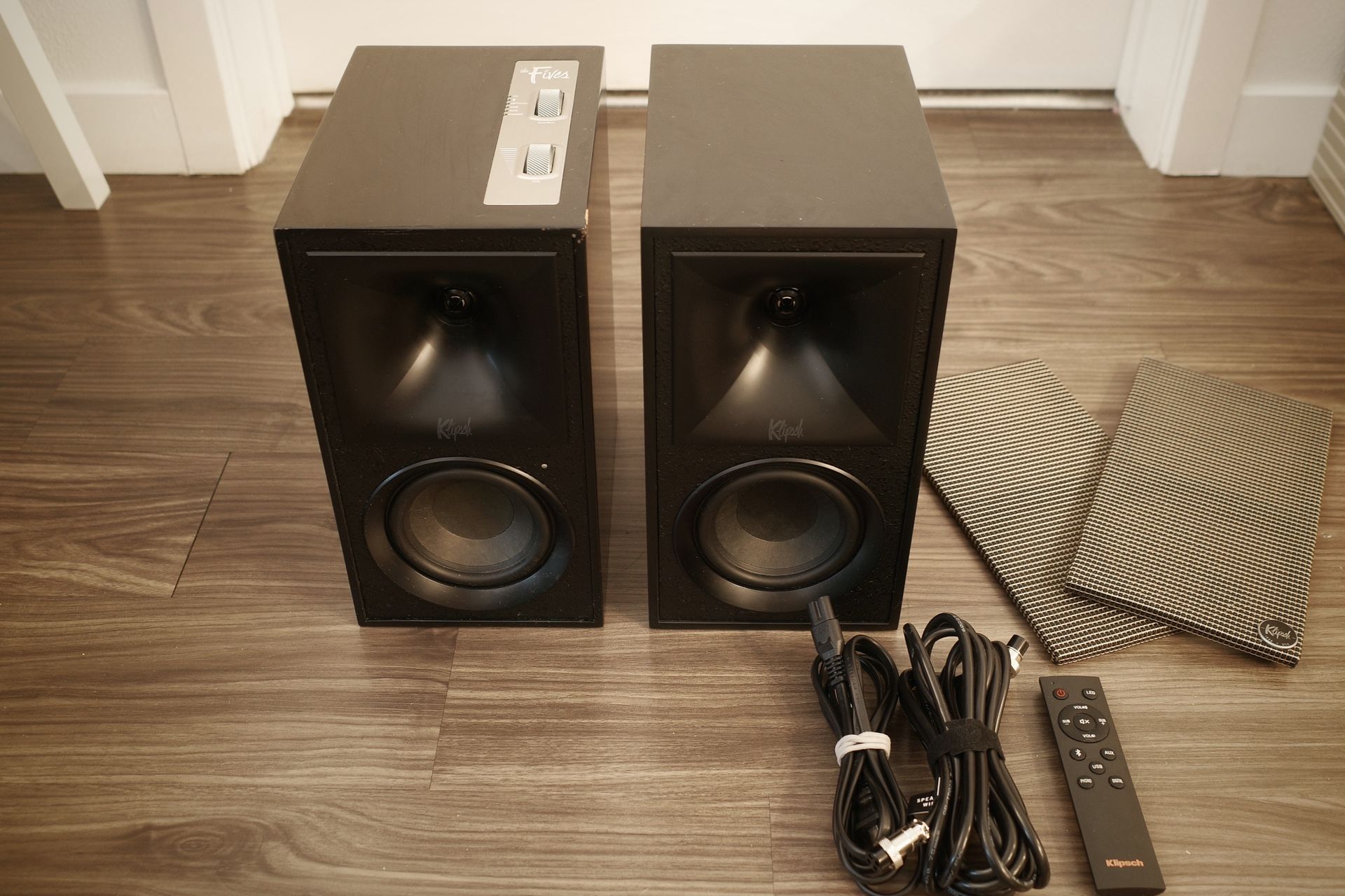 Klipsch The Fives Powered Speakers