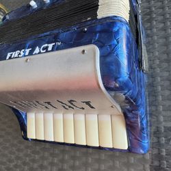 First Act Child’s Accordion 