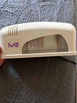UV nail lamp