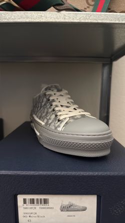 C D size 10