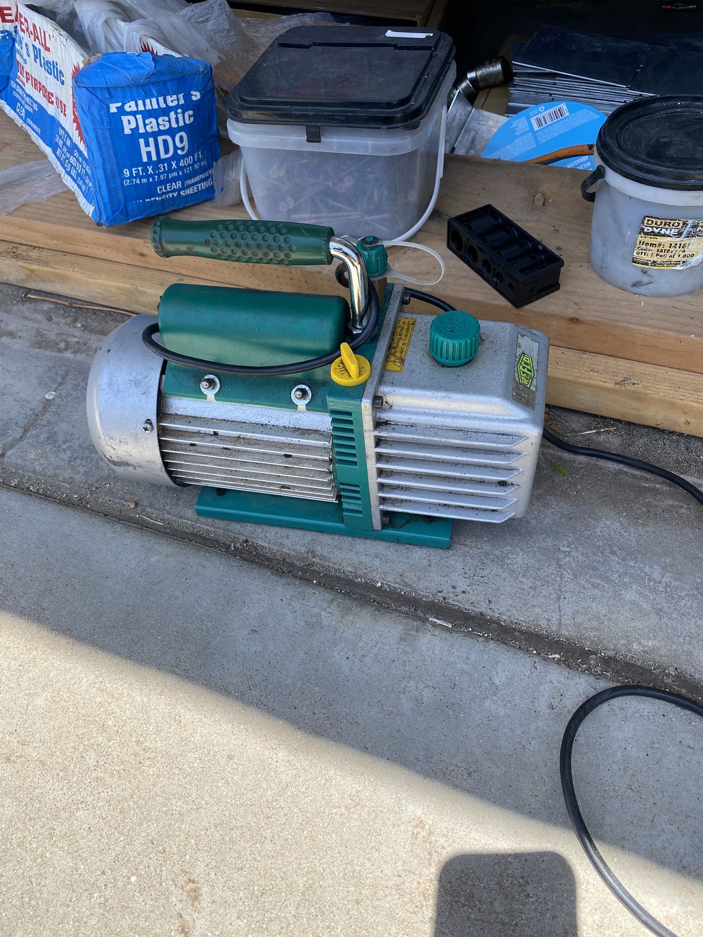 Vacuum Pump