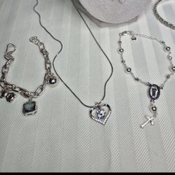 Beautiful Necklace Prices On The Description 