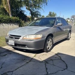 2000 Honda Accord