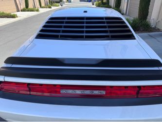 Dodge Challenger rear spoiler
