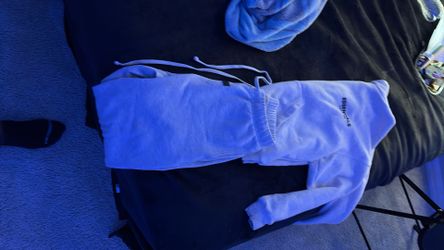 White essential suit small