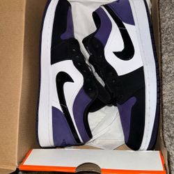 Jordan 1 Low Court Purple 10.5