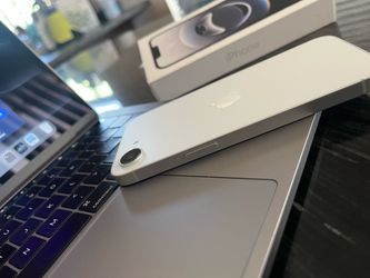 IPhone 16E (128GB) New out of the Box
