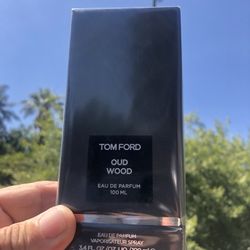 Tom Ford  Oud Wood
