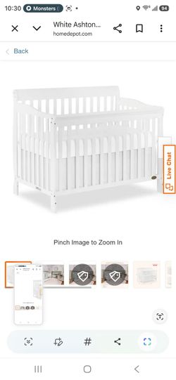 White Convertable Crib "Dream on me"