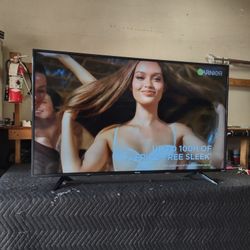 55 Inch Hisense 4k Smart TV Beautiful Tv Comes With Remote Control Shows Great Quality Clear Picture Works Perfect Guaranteed 
