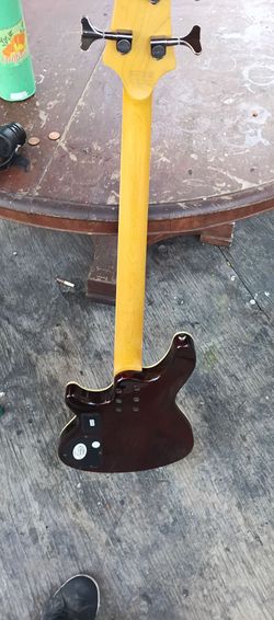 Schecter Bass guitar