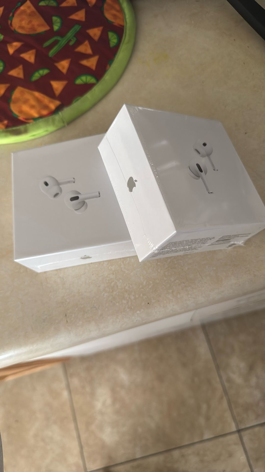 AIRPOD PROS 2 W/ NOISE CANCELLATION