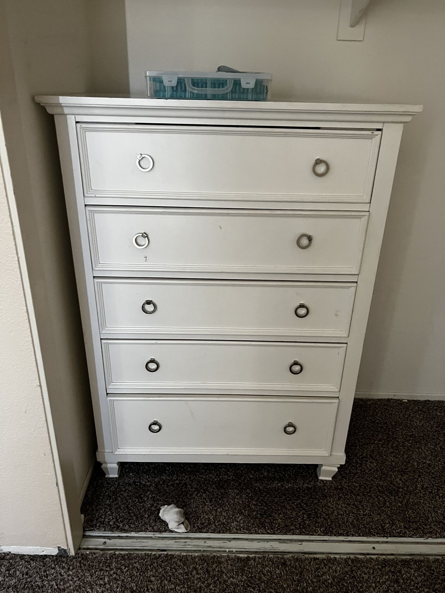 Dresser for Sale in Palmdale, CA OfferUp