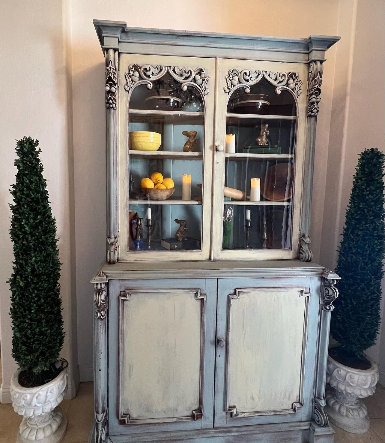 Beautiful Vintage Cabinet