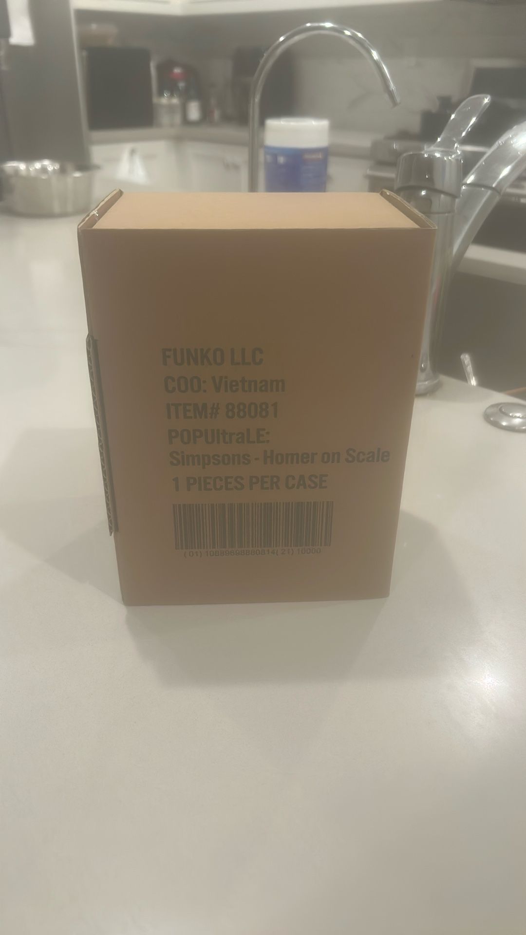 Funko Pop! Homer on Scale #1841The Simpsons Limited Edition 5000 PCS