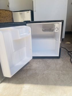 Small Refrigerator