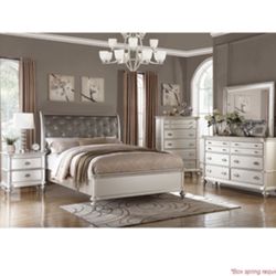 Beautiful Contemporary King size Complete Bedroom Set. Mattress Sold Separately 
