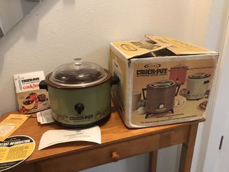 Vintage Rival Crockpot 2 Quart With Box And Cookbook