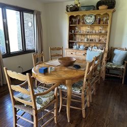 Dinning Table Set. With Chairs And Drawer