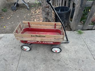 Radio Flyer Wagon Lil Traveler