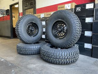 Metal FX Wheels / 32” Obor Tires