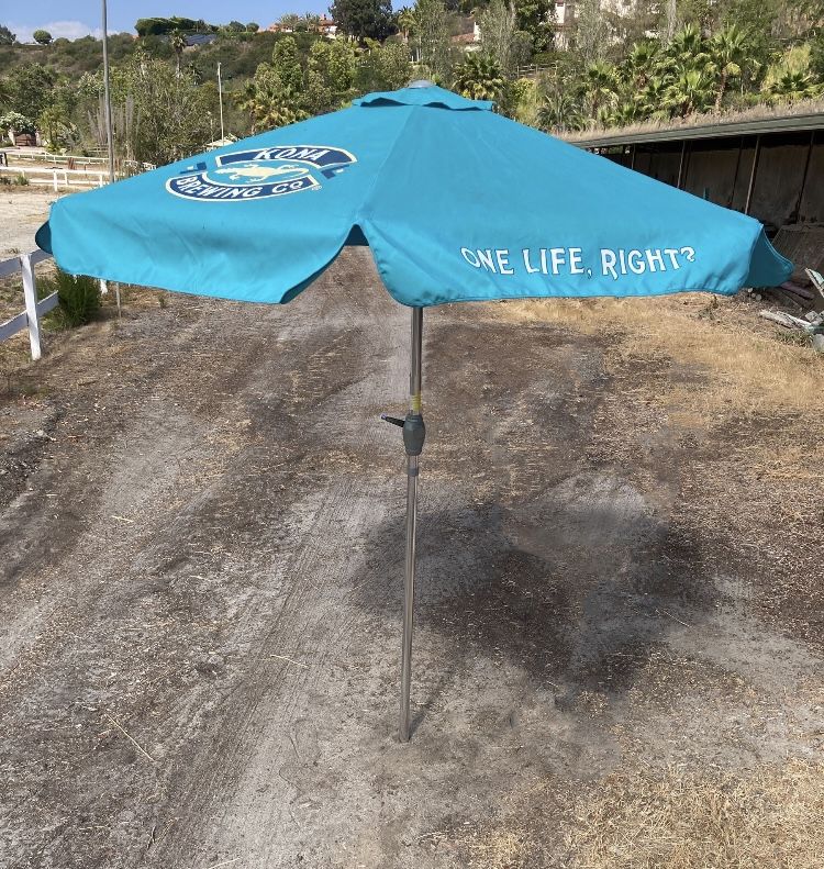 Industry Sized Umbrella (Kona Brewing)