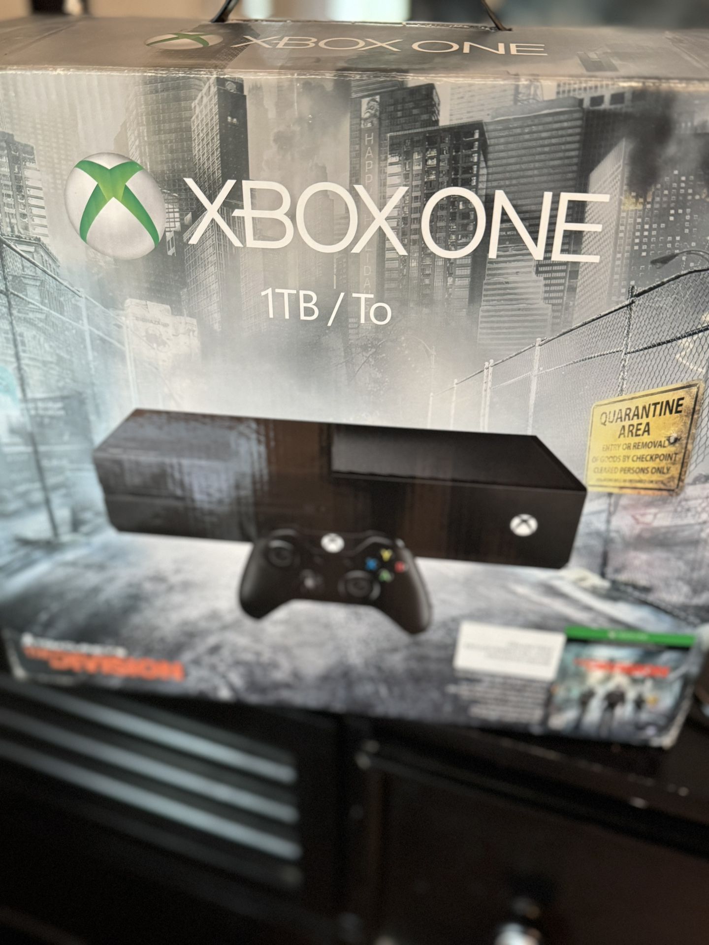 Xbox One Console 1 TV