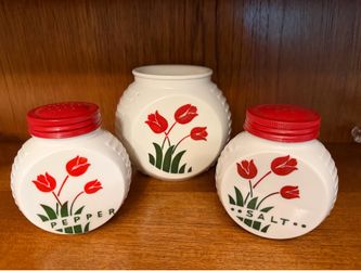 Anchor Hocking Vitrock Range Set Red Tulip