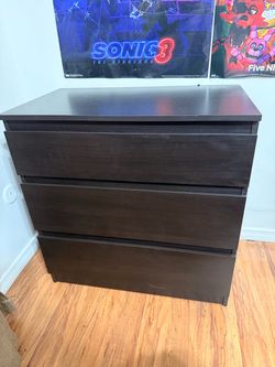 Dark Brown 3-Drawer Dresser