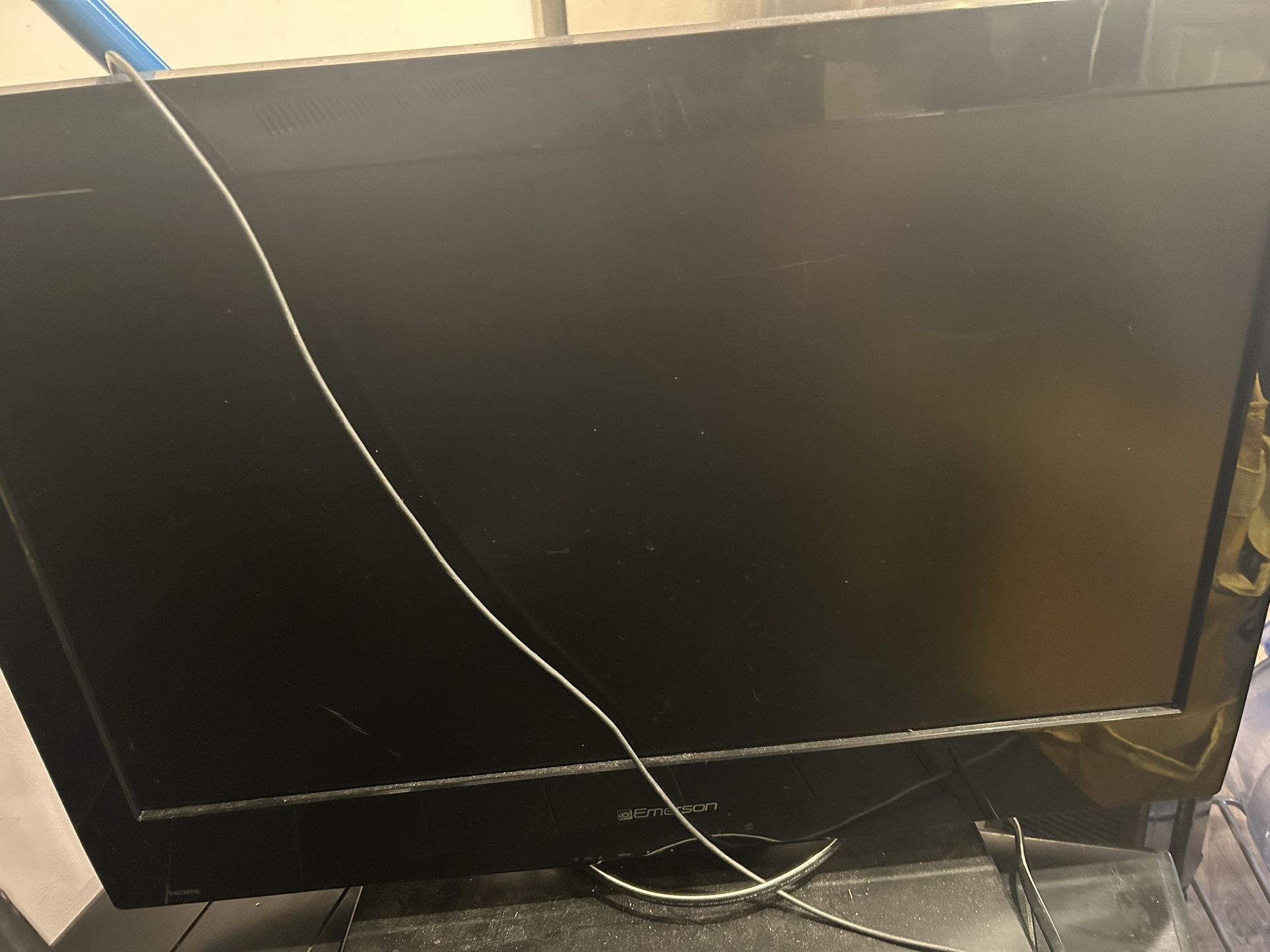 Emerson 27” Flat Screen