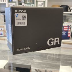 Ricoh GR III X 