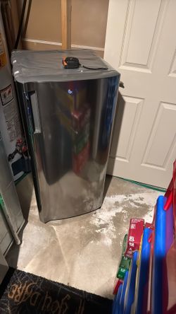 LG REFRIGERATOR AND FREEZER