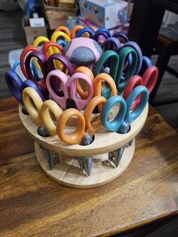 20 Kraft Edgers Crafting Scissors With Wood Spinning Holder
