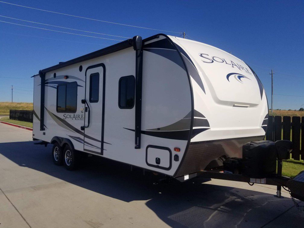 2018 Palomino solaire 211bh rv camper travel trailer