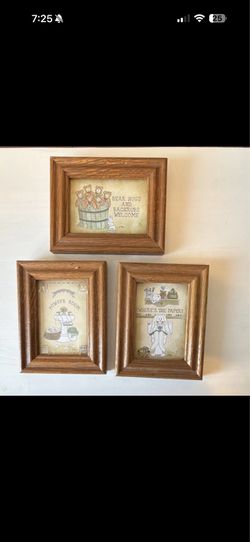 Vintage bathroom wall frames 3pc