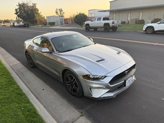2020 Ford Mustang