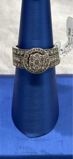 14k Diamond Cluster Halo White Gold Ring