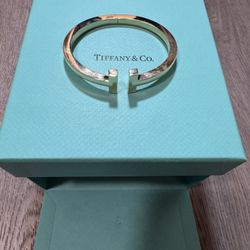 18k Tiffany T Bracelet 