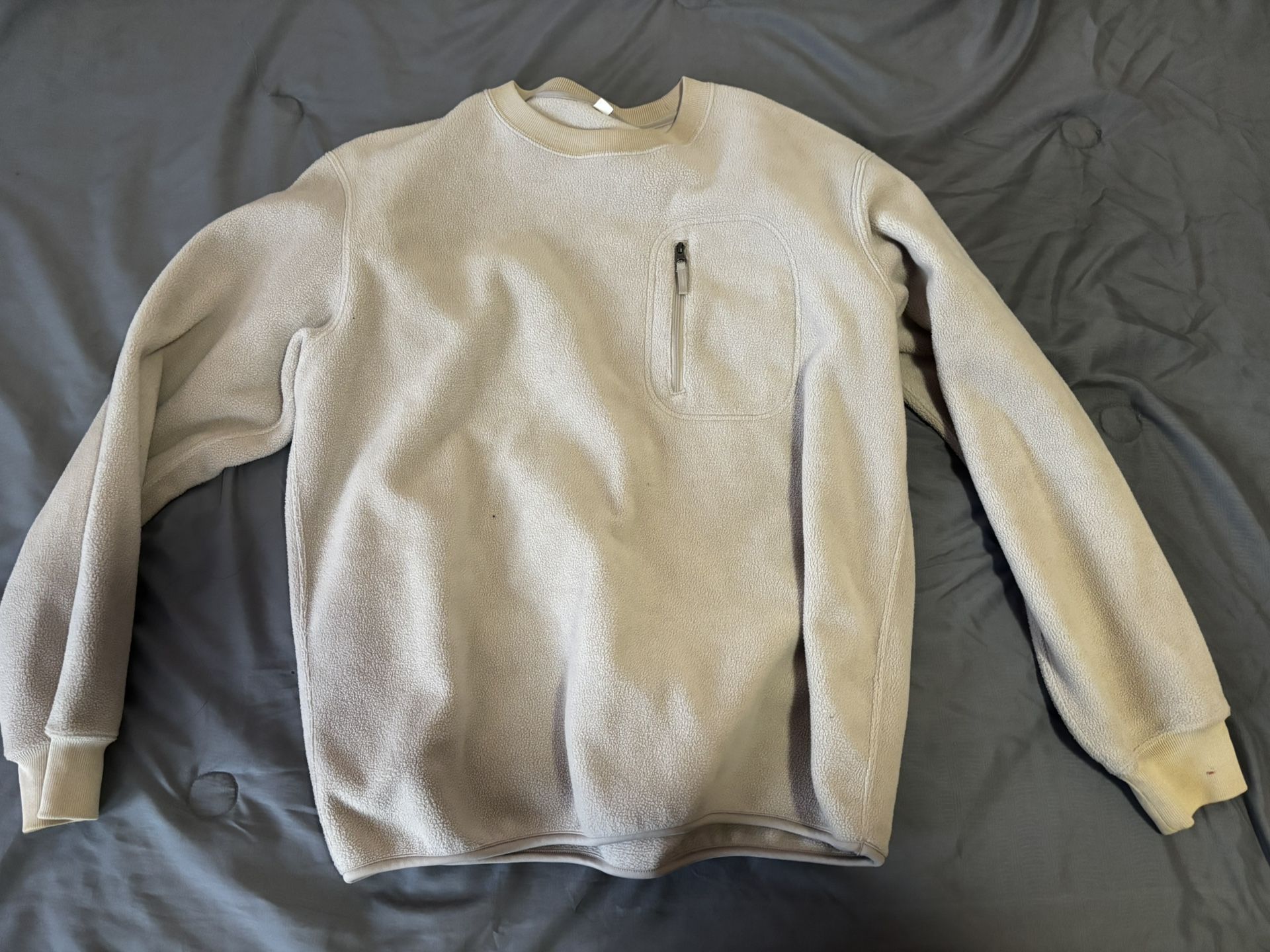 Uniqlo Fleece Sweater