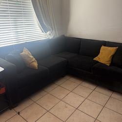 Sectional couch