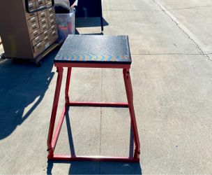 Plyo Box with Red Metal Frame 30in $30